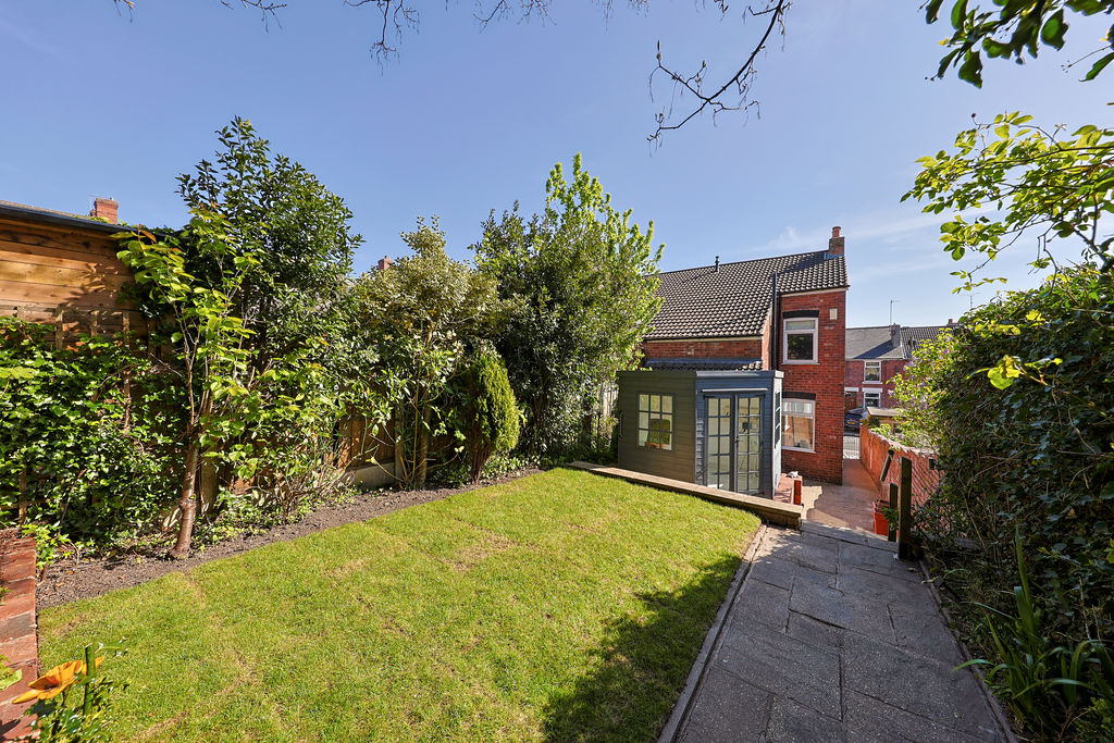 Lower Grove Road